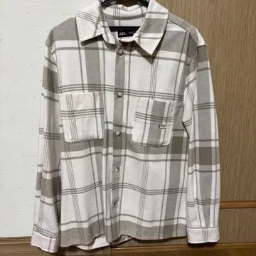 ZARA 화이트 베이지 체크 셔츠 M 사이즈