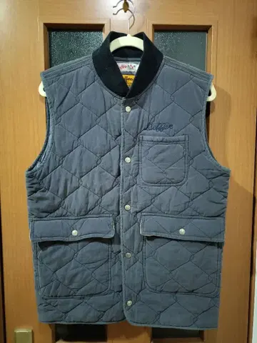 Duffer's Expedition UA 별주 M 사이즈 퀼팅 베스트