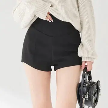 Darich 다리치 미 실루엣 숏팬츠 FREE BLK 블랙