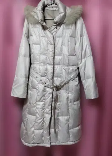 EARTHY MODE 실버 후드 부착 롱 다운 자켓