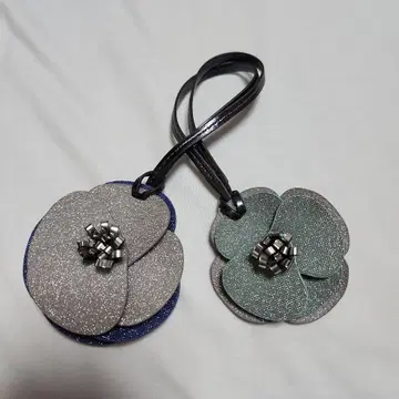 FURLA 꽃 모티브 백참