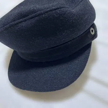 CA4LA 카시라 울 블랙 헌팅 캡 새상품급 비대칭