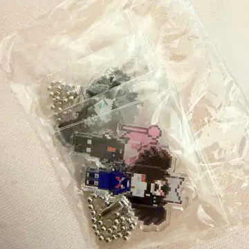 선혈 A자 양 아크릴 키링 난자당한 히로군