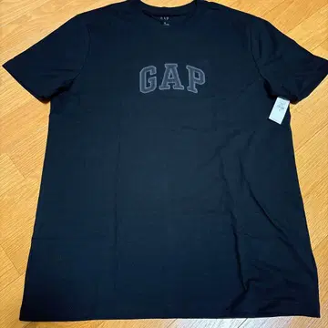 새상품 GAP 로고 T셔츠 M 블랙 정가 3990엔
