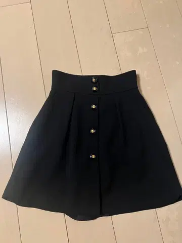 리랜드트루 사이즈 0 블랙 하이웨스트 플레어 스커트