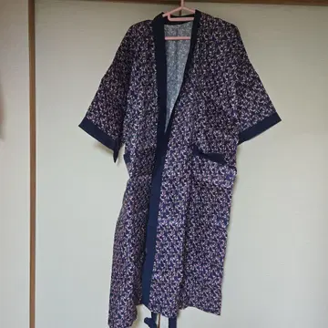 태국 실크 100% 네이비 코끼리 패턴 가운