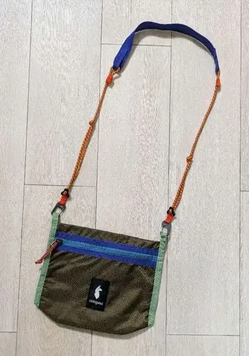 [ 새상품급 ] Cotopaxi 코토팍시 숄더백 사코슈