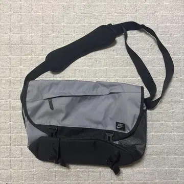 Nike 메신저 백 00s