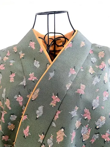 개성 있는 인물 문양 패턴 2부식 기모노 워셔블 기모노