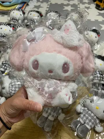마이멜로 마이멜로디 화이트 딸기 후와쿠타 봉제 인형