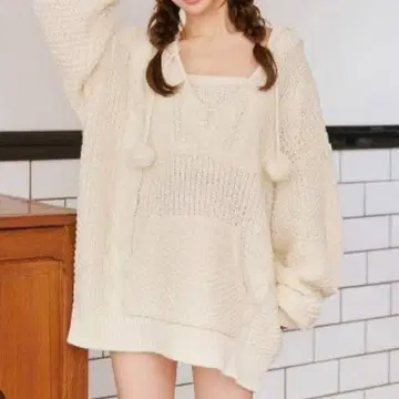 Darich 케이블 DD 로고 V넥 니트 후디 아이보리