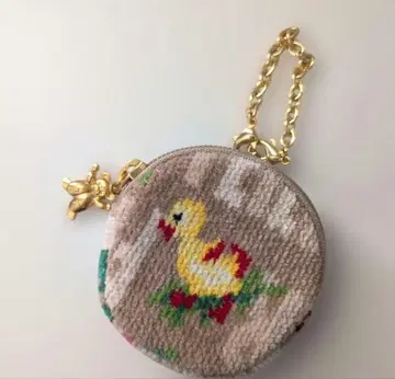 미개봉 새상품 페이러 하이디 참 파우치 완판 베이지 기프트 선물