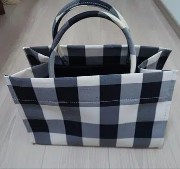 트루 바이 마리코 오이카와 Aimee 깅엄 체크