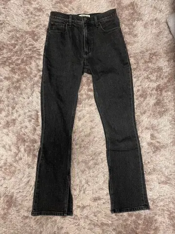 Abercrombie & Fitch 블랙 부츠컷 슬릿 데님