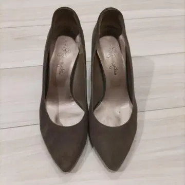 긴자 카네마츠 스틸레토 차콜 그레이 펌프스