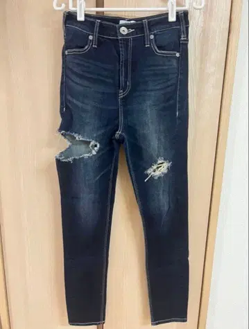 GYDA 데미지 데님