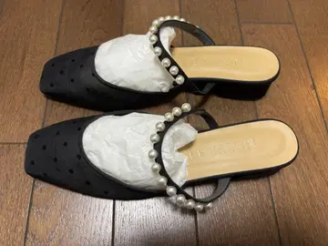 르 탈론 뮬 블랙 도트 펄 M 사이즈