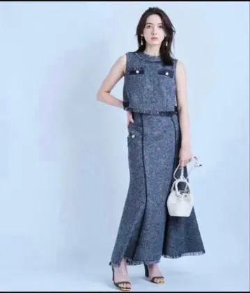 트위드 셋업 마이 스트라다