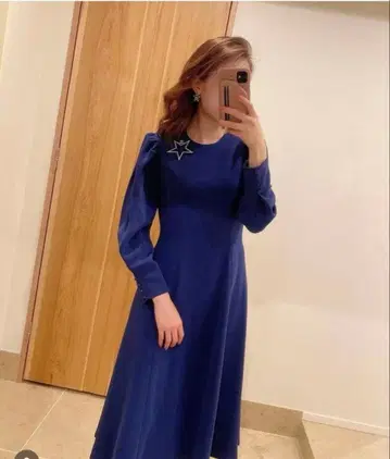 마리게 파 에프데 로얄 블루 원피스