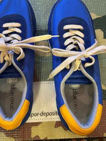 blue over 스니커즈 27.0 cm 파랑/옐로우 컬러