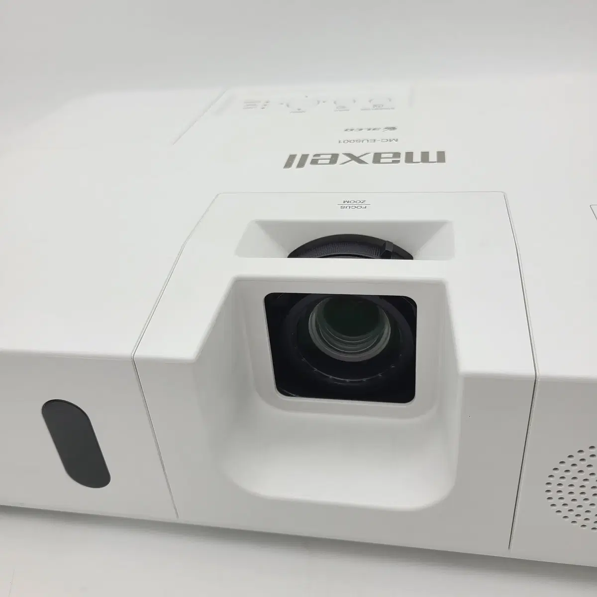 히타치 CP-EU4501WN 4500안시 WUXGA 빔프로젝터