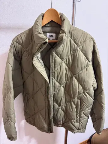WAX. 카키 다운 자켓