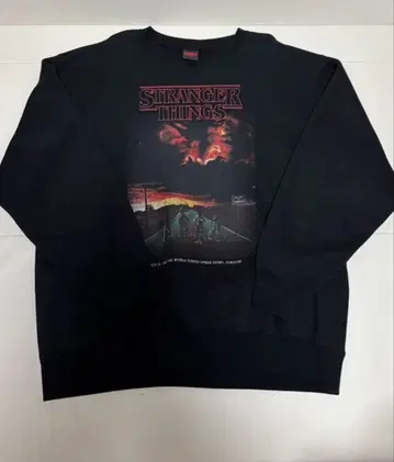 GU 기묘한 이야기 맨투맨 XL