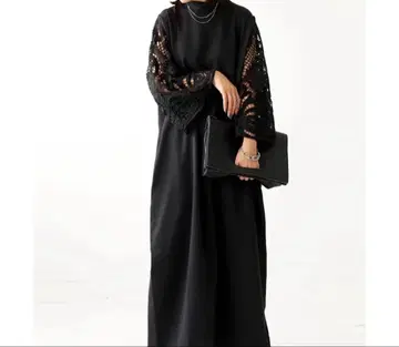 Antiqua 블랙 레이스 슬리브 롱 원피스