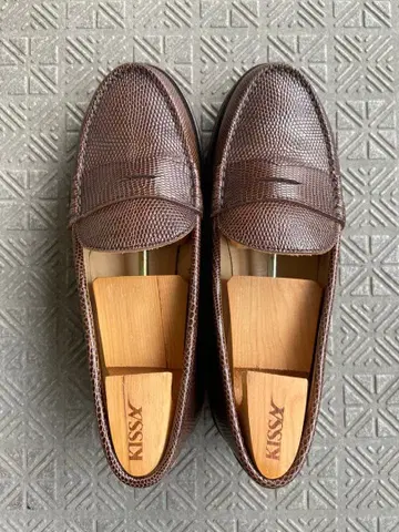 KISSA 코인 로퍼 리자드 다크 브라운 23cm 타카다 키사