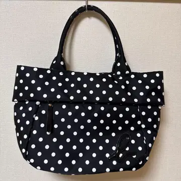agnes b. 도트 무늬 토트백 블랙/화이트