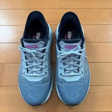 SKECHERS 스케쳐스 24.5cm