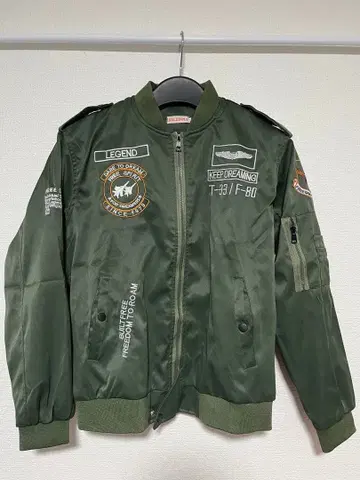 올리브 그린 플라이트 자켓