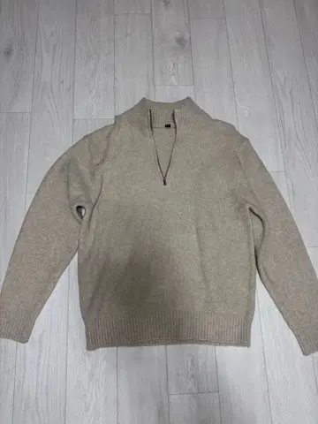 베이지 하프 지퍼 스웨터 M