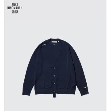 ANYA HINDMARCH x UNIQLO 오버사이즈 V넥 가디건