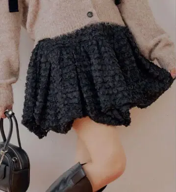 Chico 벌룬 레이스 미니 스커트 블랙 택 포함 새상품 미사용