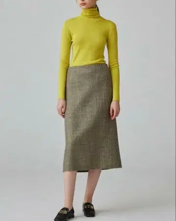 투모로우랜드 로빙 트위드 A라인 미디 스커트