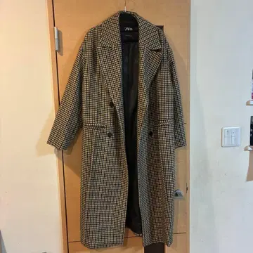 ZARA 체크 무늬 체스터 코트 브라운 계열