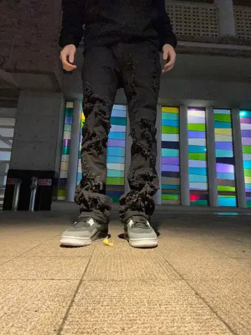 데미지 가공 블랙 플레어 스키니