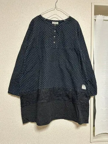 D.S.CLUB 네이비 도트 무늬 튜닉 M 사이즈