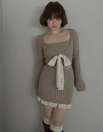 andmary Sasha 레이스 세트 업