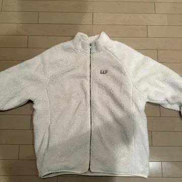 GAP 화이트 플리스 자켓 L 사이즈