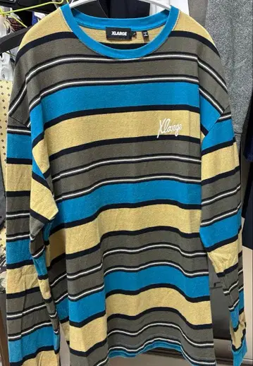 X-LARGE 보더 롱 T