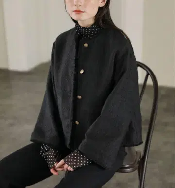 [ La TOTALITE 라 토탈리테 ] 트위드 숏 자켓