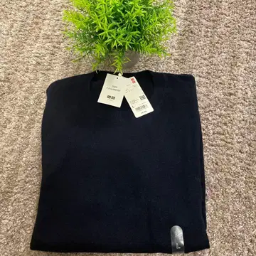 UNIQLO 100% 캐시미어 네이비 스웨터 L