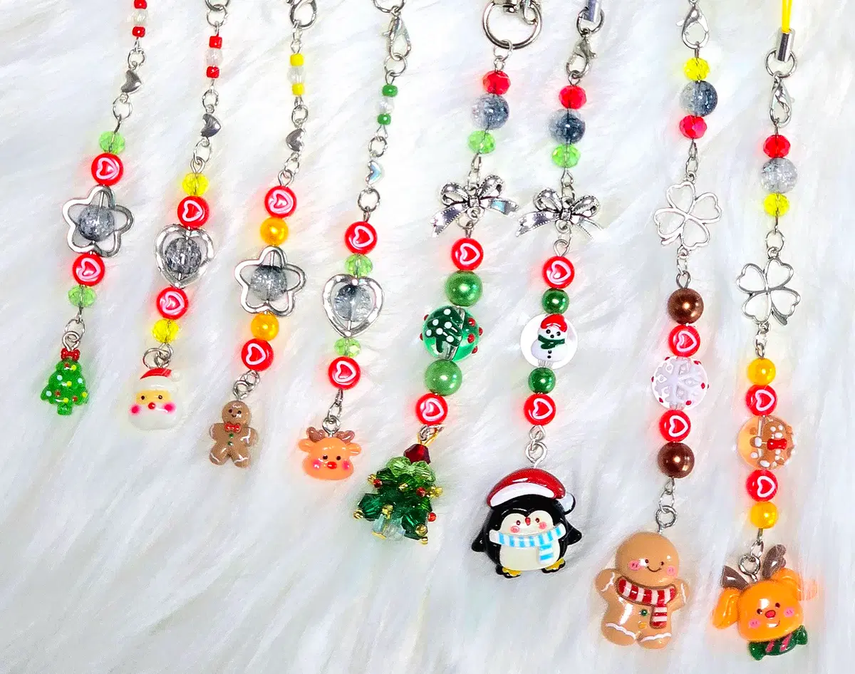 Christmas Mini Beads Keychain :):