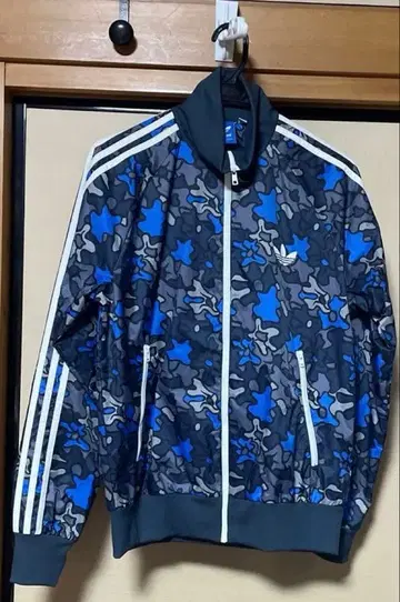 adidas 카모플라쥬 집업 윈드브레이커
