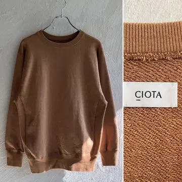 새상품급 CIOTA 수빈 코튼 크루넥 맨투맨 시오타 베이지