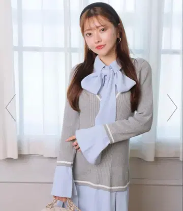 리본 포함 그레이 스카이블루 미니 원피스