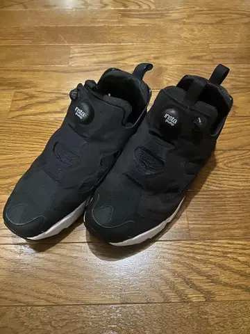 리복 인스타 펌프 퓨리 블랙 25.5