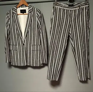 스트라이프 패턴 비즈니스 정장 세트